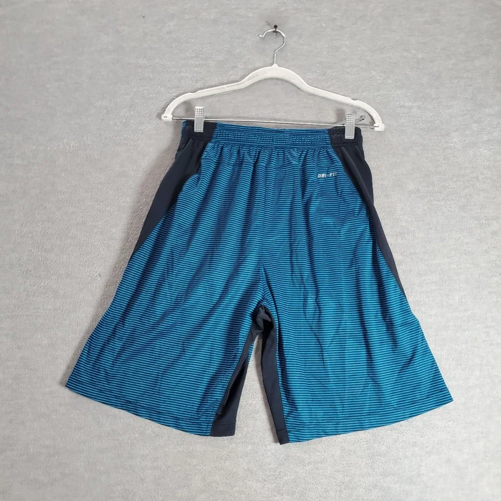 Nike Boys Activewear Shorts Small Blue Basketball Logo Gym Training‎